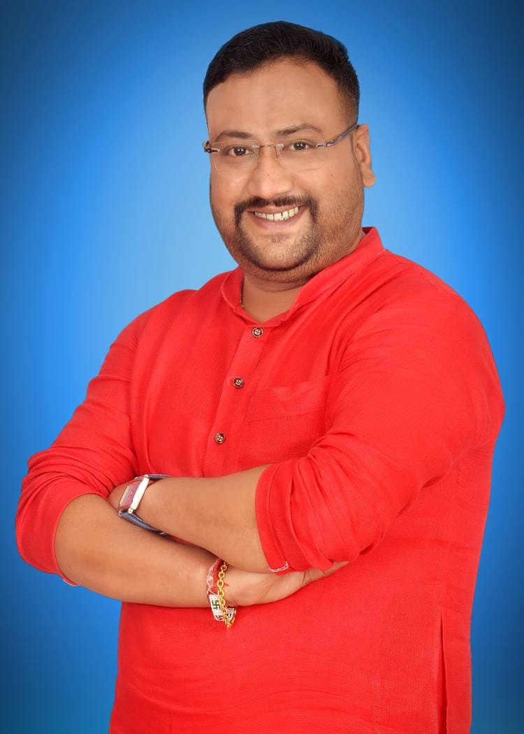तीनो काले कानून को वापस लेने का फैशला ये जीत देश के सभी किसानों के साथ साथ देश के हर एक व्यक्ति की जीत छत्तीसगढ़ युवा कांग्रेस के प्रदेश सचिव अमित जैन