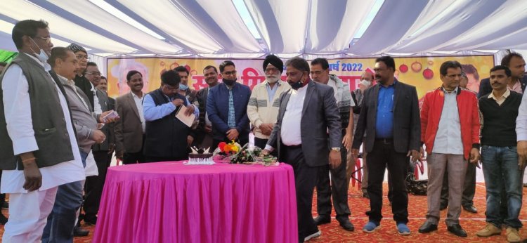 नववर्ष पर जशपुर के मयाली में हुआ दो दिवसीय स्नेह मिलन सम्मेलन संसदीय सचिव यूडी मिंज ने विधानसभा क्षेत्र लोगों से किया संवाद