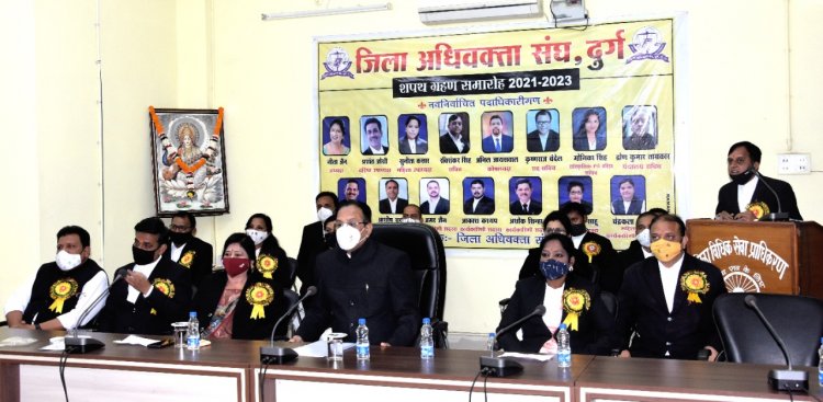जूनियर अधिवक्ताओं की ट्रेनिंग के लिए बनेगी कार्ययोजना : भूपेश बघेल