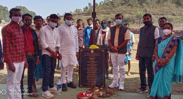 सांसद व विधायक ने करोड़ों की लागत से बनने वाले पुलिया व सड़क निमार्ण कार्य का किया भूमिपूजन...
