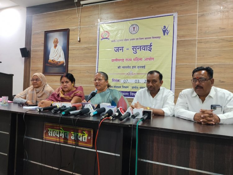 ‘मामूली चोट से हुई मृत्यु - मृतक पति का मामला पहुंचा आयोग में दो डॉक्टरों को आगामी सुनवाई में बुलाने दिया गया निर्देश’