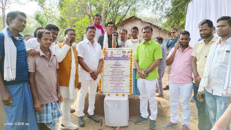 साँसद व विधायक ने किया करोड़ों की लागत से बनने वाले मंडवा सड़क निर्माण कार्य का भूमिपूजन...