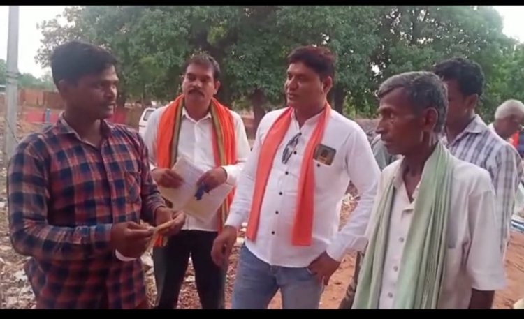 भूपेश सरकार किसानों को गोबर माटी खरीदने बाध्य ना करे किसान हित मे भाजपा सडक की लड़ाई लड़ने किसानों के साथ - नवीन पटेल