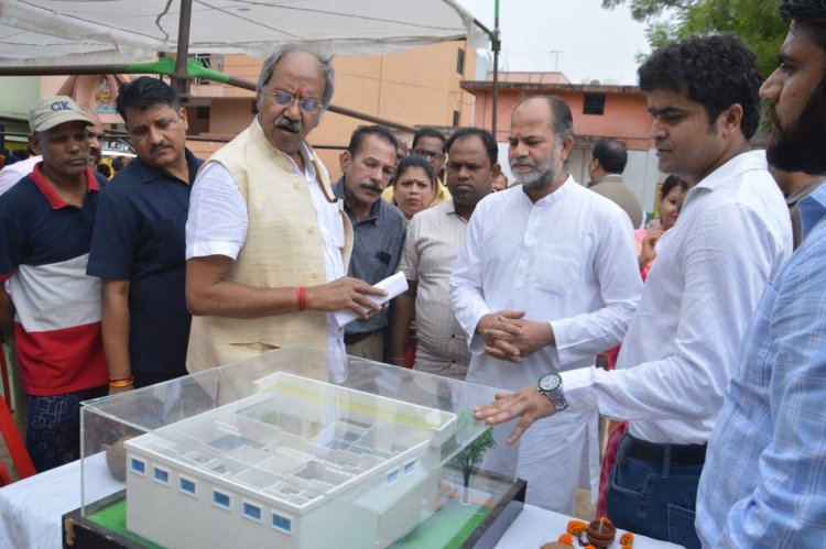 अश्वनी नगर, चंगोराभाठा में 2 स्मार्ट शुलभ शौचालय का भूमिपूजन, विधायक निधि से जिम भवन के लिए 10 लाख की घोषणा