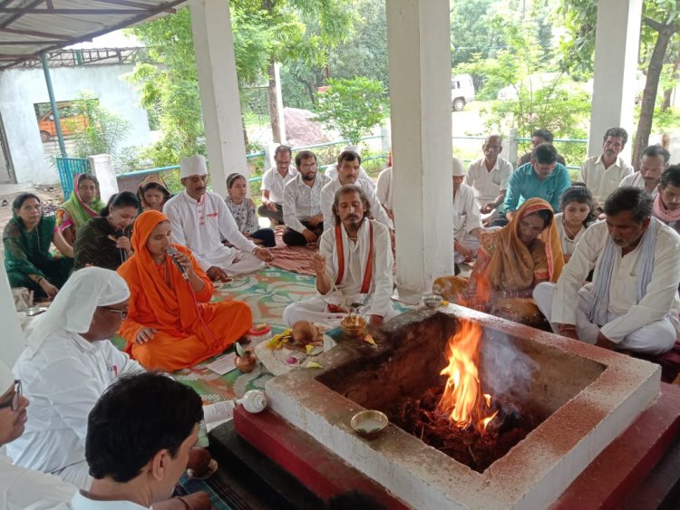 छत्तीसगढ़ के प्रथम त्यौहार हरेली अमावस्या को सद्विप्र समाज सेवा एवं सदगुरु कबीर सेना बड़ी धूमधाम से मनाया गया।