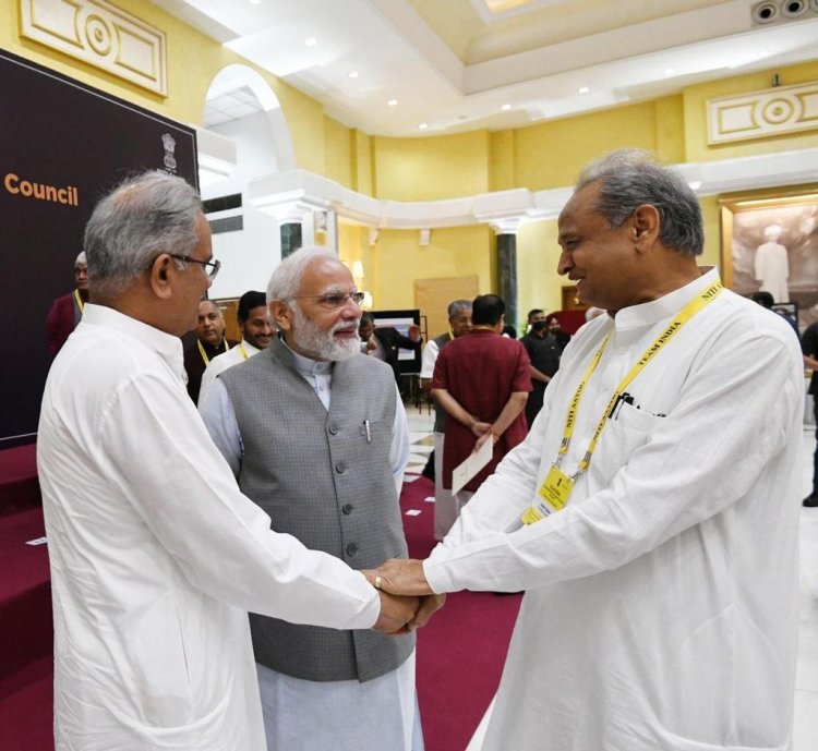 नीति आयोग की गवर्निंग काउंसिल की बैठक में प्रधानमंत्री ने छत्तीसगढ़ की गोधन न्याय योजना का किया ज़िक्र