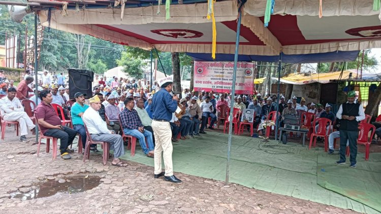 जशपुर में ढोल बाजे के साथ हुआ अनिश्चित कालीन हड़ताल का आगाज