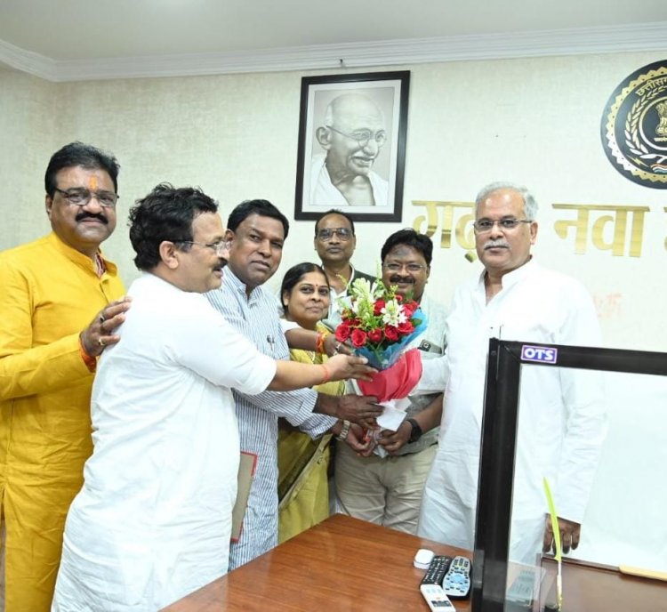 यशस्वी मुख्यमंत्री भूपेश बघेल के प्रयासों को मिली बड़ी सफलता:-यू.डी. मिंज छत्तीसगढ़ की 12 जातियों को अनुसूचित जनजाति सूची में शामिल केंद्रीय कैबिनेट की मंजूरी मिलने पर संसदीय सचिव यू.डी. मिंज ने खुशी जाहिर की