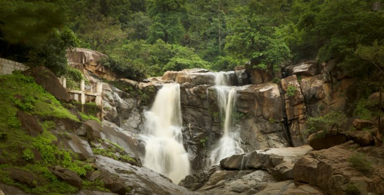 पर्यटन को ऊंचाइयो तक लें जाने का है संकल्प, स्वर्ग से सुन्दर है जशपुर :- यू. डी. मिंज