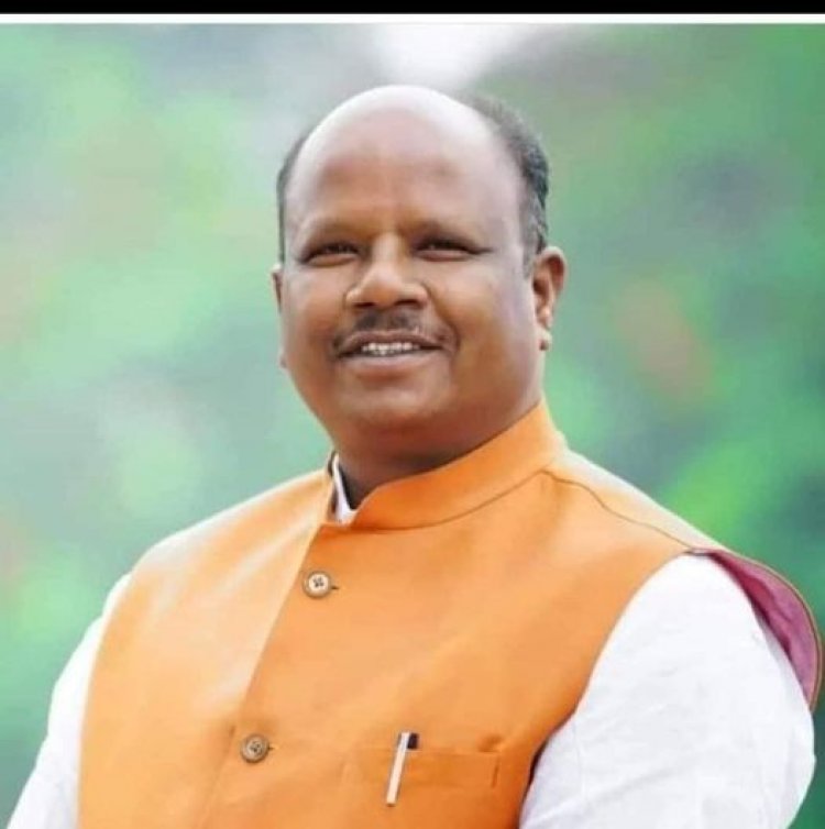 मुख्यमंत्री भूपेश बघेल ने विधानसभा उपाध्यक्ष मनोज सिंह मंडावी के निधन पर गहरा दुख प्रकट किया