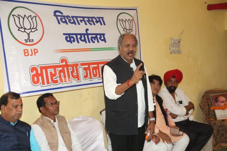 मुख्यमंत्री जी चुनाव लड़ना है तो चुनाव के मैदान में आकर लड़ो, झूठे आरोप लगाकर आप चुनाव नहीं जीत पाएंगे: बृजमोहन अग्रवाल