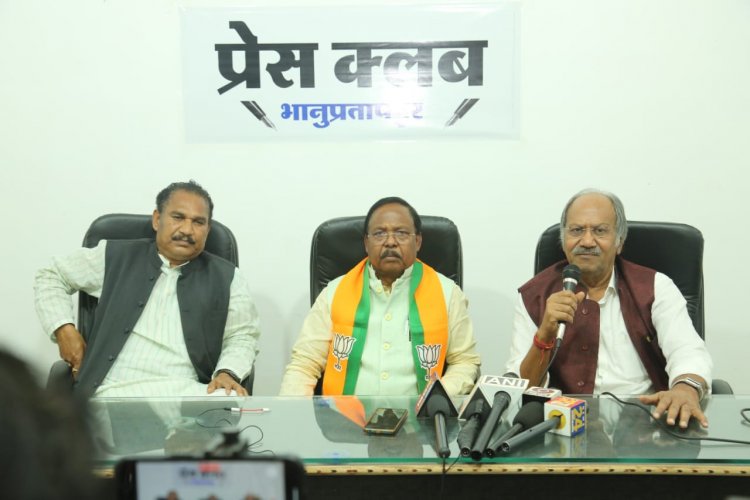 चुनावी प्रचार-प्रसार के खत्म होते ही भाजपा ने की प्रेसवार्ता सरकार खुद जानती है कि ये विधेयक नहीं टिकने वाला है : बृजमोहन अग्रवाल
