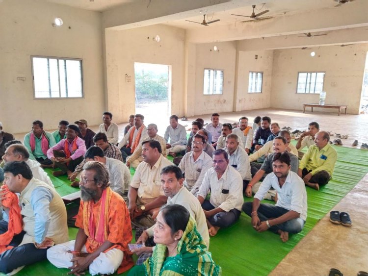भाजपा मंडल खरोरा में मोर आवास मोर अधिकार के अंतर्गत बैठक संपन्न