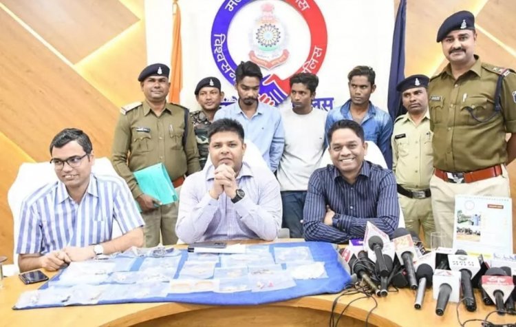 4 लाख रूपये से अधिक के सोने-चांदी बरामद, खरीदार सहित 3 पकड़ा गया