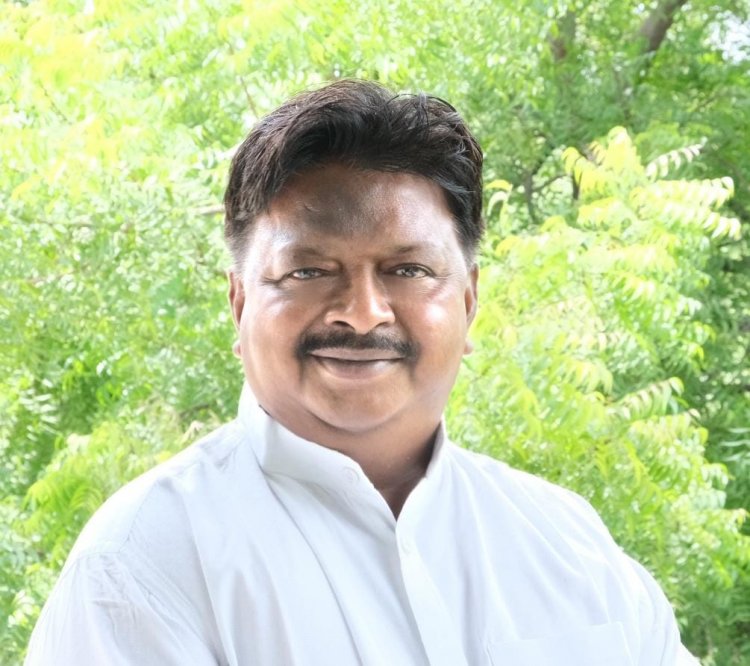 बोर्ड परीक्षा में ऐतिहासिक रूप से टॉप टेन में आकर 13 बच्चों ने जशपुर जिले का मान बढ़ाया:-यू.डी मिंज