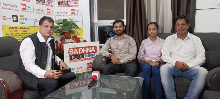 रेडियो संगवारी की पूरी टीम पहुंची राष्ट्रीय न्यूज चैनल साधना प्लस न्यूज़ के स्टूडियो में