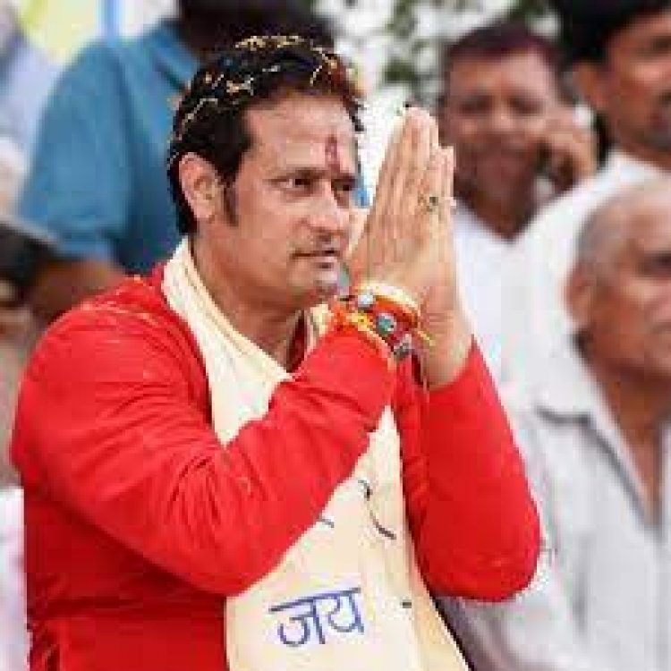 रायपुर पश्चिम विधायक विकास उपाध्याय को महिला बहनों ने नामांकन फार्म खरीद कर दिया जीत का आशीर्वाद विधायक विकास उपाध्याय को मिल रहा जन जन का समर्थन