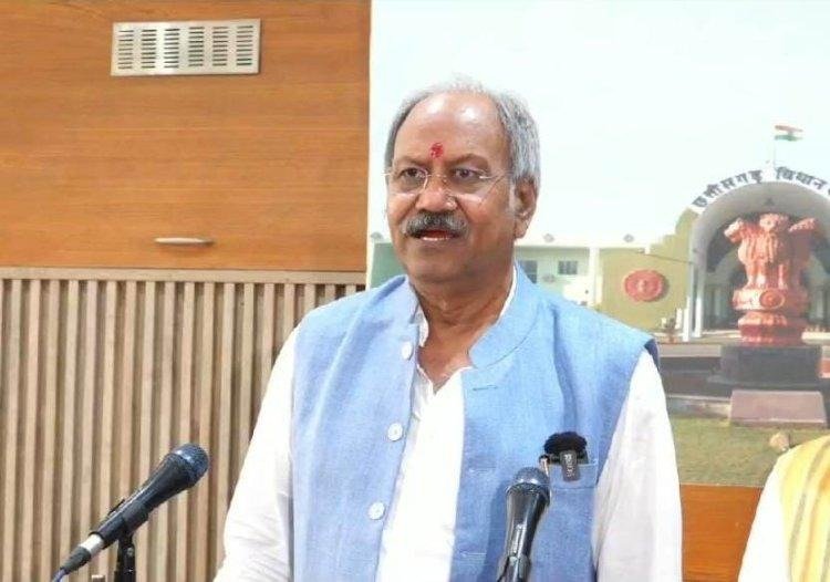 सूरजपुर, मुंगेली, बस्तर, बीजापुर कोंडागांव के जिला शिक्षा अधिकारी निलंबित बिना अनुमति 36 करोड़ रुपए की खरीदी में शिक्षा मंत्री बृजमोहन अग्रवाल ने की कार्रवाई