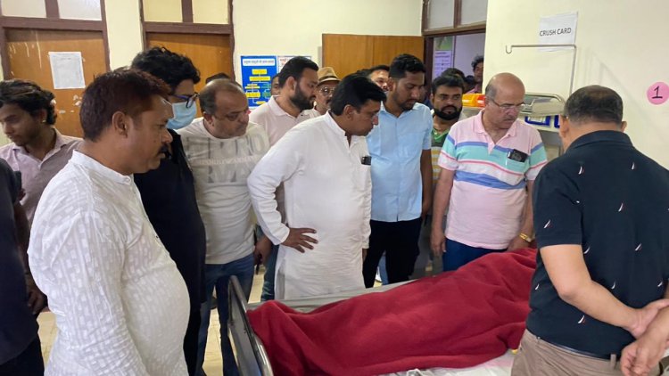 छाया विधायक पंकज शर्मा ने डायरिया पीड़ितों से की मुलाकात सीनियर डॉक्टरों के साथ पहुंचे अस्पताल