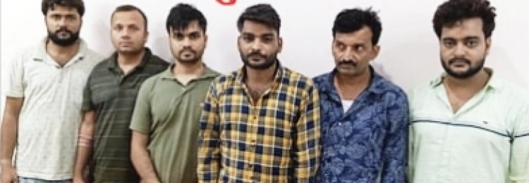 Uttar Pradesh भोपाल की प्रिंटिंग प्रेस से लीक हुआ था पेपर, 10 लाख में हुई थी डील, 6 गिरफ्तार