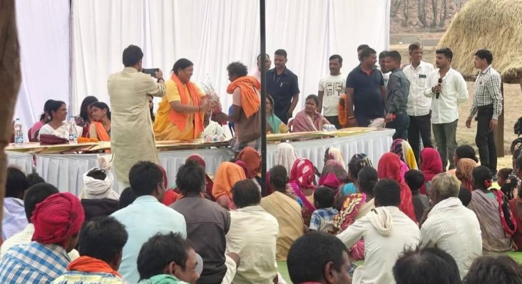 विकास की नई राह: जशपुर में विधायक श्रीमती रायमुनी भगत ने किया सीसी रोड निर्माण कार्यों का भूमि पूजन*
