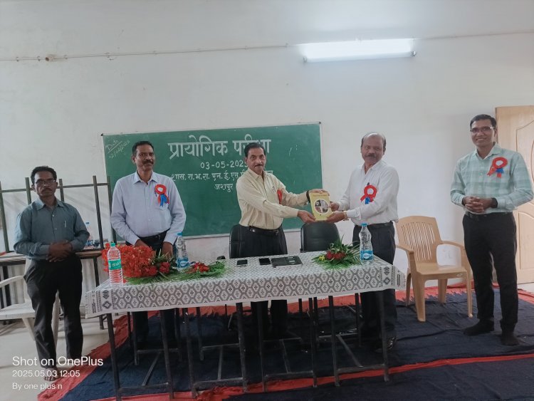 योग विज्ञान संपर्क कक्षा का समापन समारोह हर्षोल्लास से सम्पन्न।