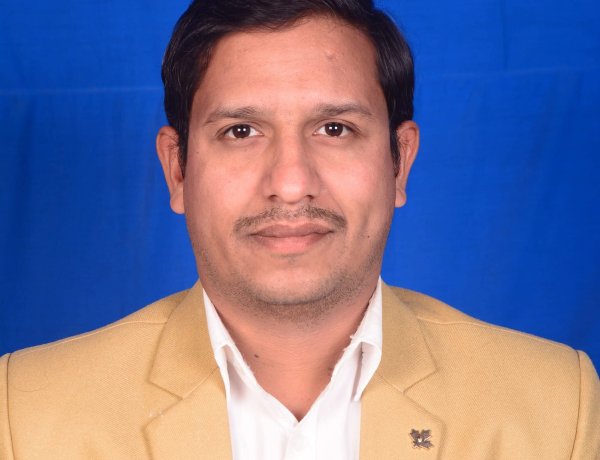 *ऋषभ देव को मिली विद्यावाचस्पति(पी. एचडी. की उपाधि*